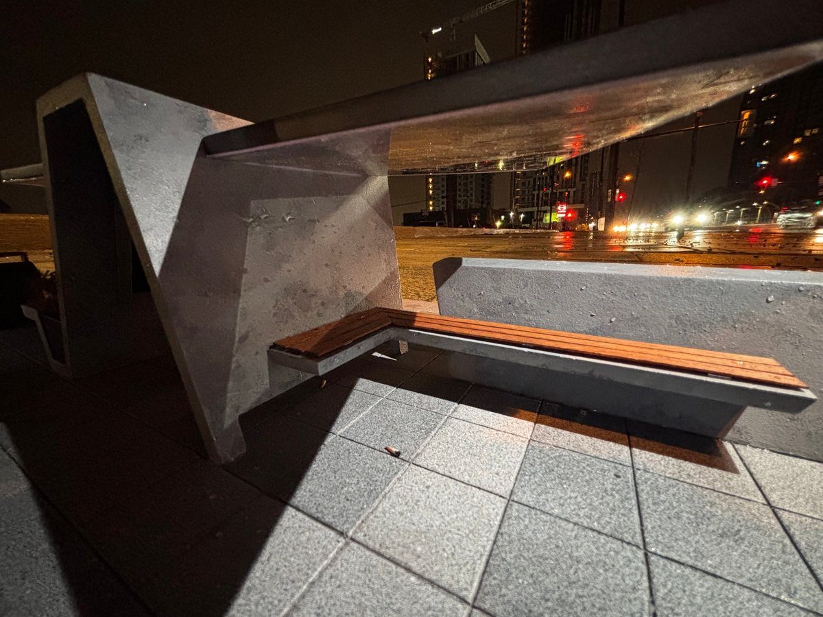 Bus Shelter build archive: canopy edge